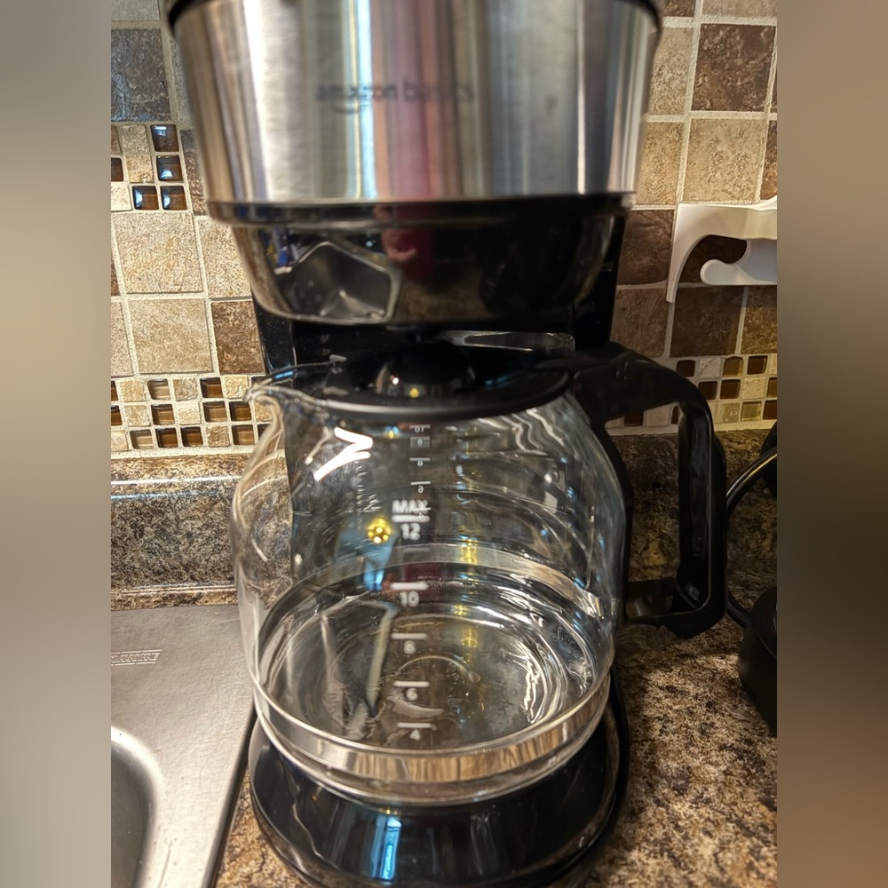 Amazon Basics Black 12 cup Coffee Maker LIKE NEW! #5